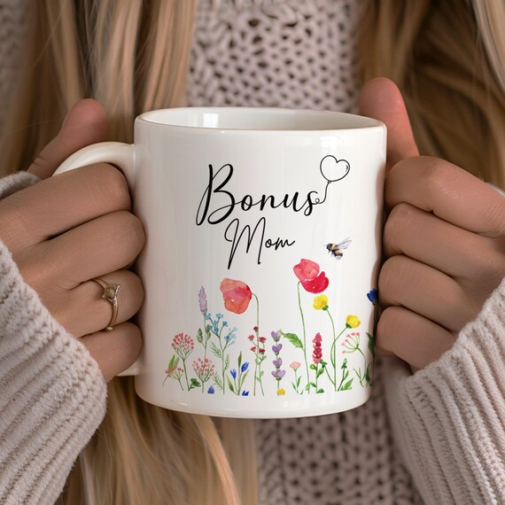 Step Mom Coffee Mug, Floral Design, Personalized (20oz Ceramic)