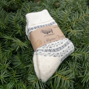 Soft and Thick Pair of Women's Wool Socks, Comfortable Knit Wear for Winter from Alpine Fair, White/Gray