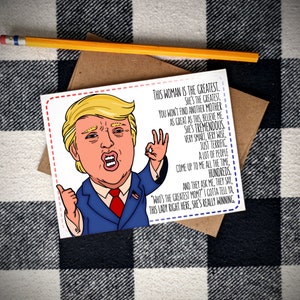 Cartão de Dia das Mães Melhor Mãe Engraçado Trump 45 para Mãe Madrasta Vovó Bandeira Americana Vermelho Branco Azul 4,25 x 5,5 Cartão com Envelope