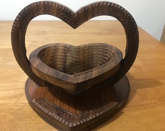 Heart - Love - Trivet - Collapsible Basket - Wood - Wooden Bowl - Christmas Gift - Fruits Basket - House Warming Gift - Kitchen Island