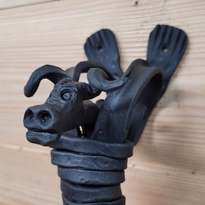 Hand Forged Wrought Iron Bull Head Door Pull – Rustic Farmhouse Handle for Barn, Gate, or Cabin – Blacksmith-Made Viking Style Hardware