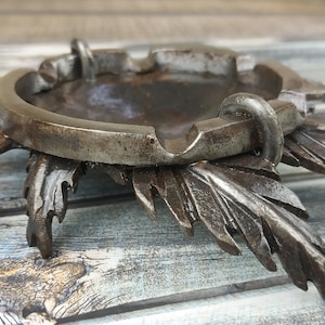Metal ashtray, Ashtray hemp, Forged ashtray, Iron ashtray, Iron gifts, Forged sculpture, Iron ornaments, Forged gifts
