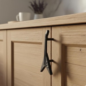 Guitar Cabinet Handle – Black Metal Drawer Pull for Music Lovers