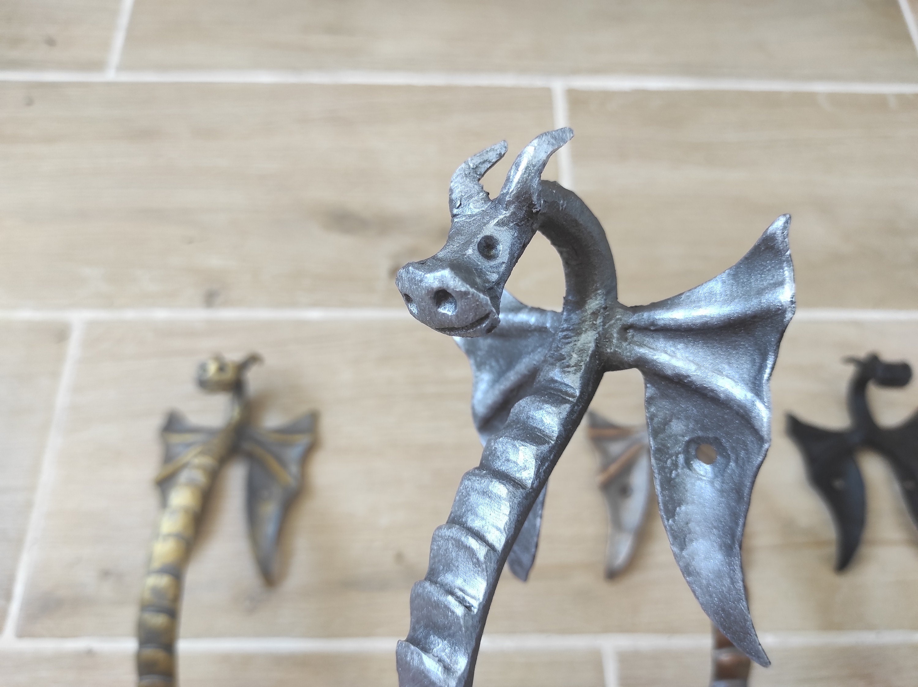 Poignée De Porte En Laiton Antique – Dragon Long Fait Main – 2 Pièces – Doré – IS