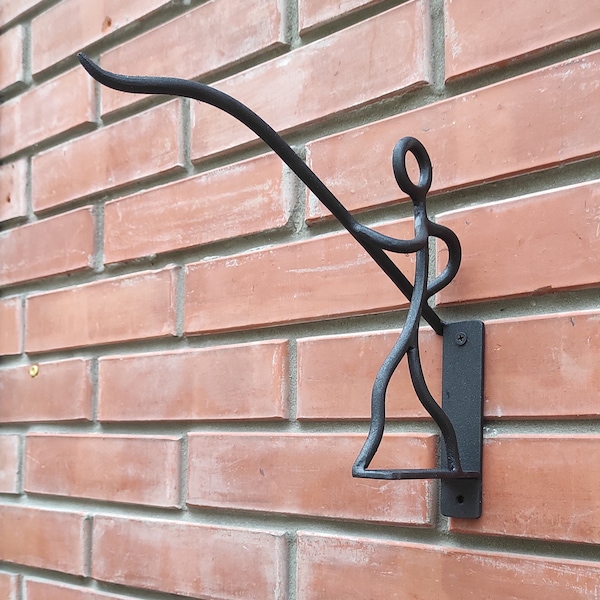 Plant Hangers Metal bracket for hanging pots in minimalist style