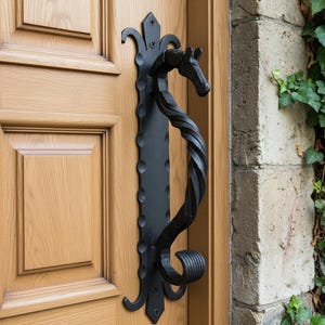 Klamka do drzwi dla koni, wystrój stajni, wystrój stajni dla koni, uchwyt do stodoły, prezent dla miłośnika koni, wystrój sypialni dla jeźdźców, akcesoria dla koni, unikatowa klamka do drzwi