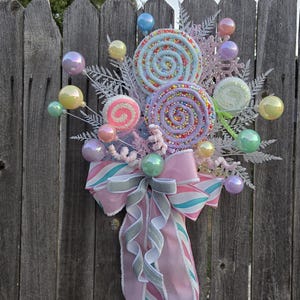 Pastel Snowman Christmas Wreath: Candyland Holiday Door Decor - Etsy