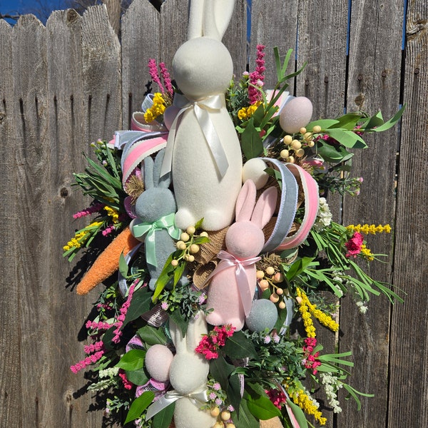 Bunny Wreath, Easter Wreath, Spring Wreath, Deluxe Easter Wreath, Easter Decor, Button Bunny Ester Swag, Front Door Spring Wreath