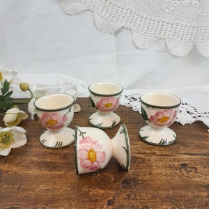 4 Villeroy and Boch Wild Rose egg cups