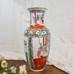 Large Canton porcelain vase