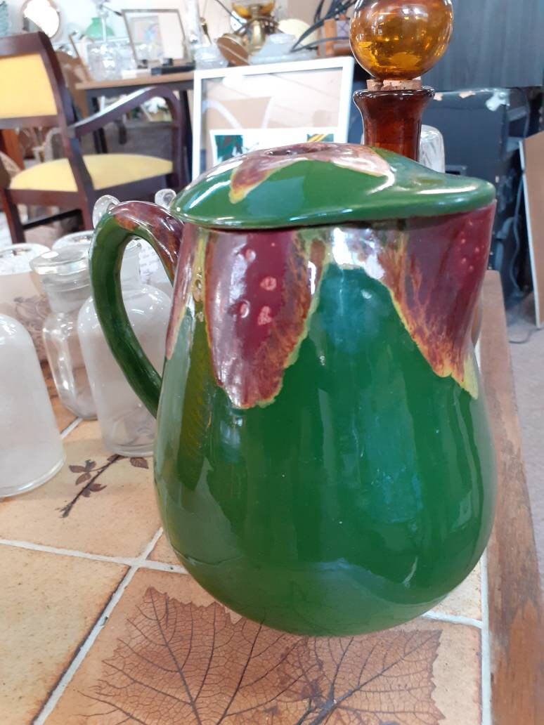 Pichet en Grès Signé