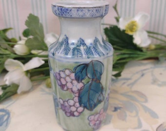 Miniature Chinese porcelain vase decorated with flowers