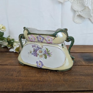 Jardinière en porcelaine