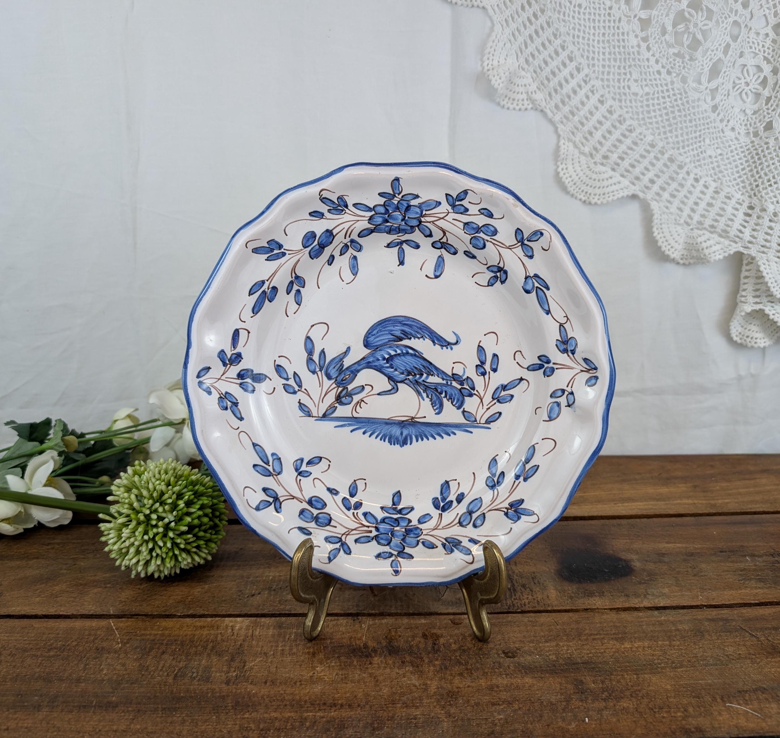 MOUSTIERS 皿 ブルー＆ホワイト Moustiers Plates - Etsy