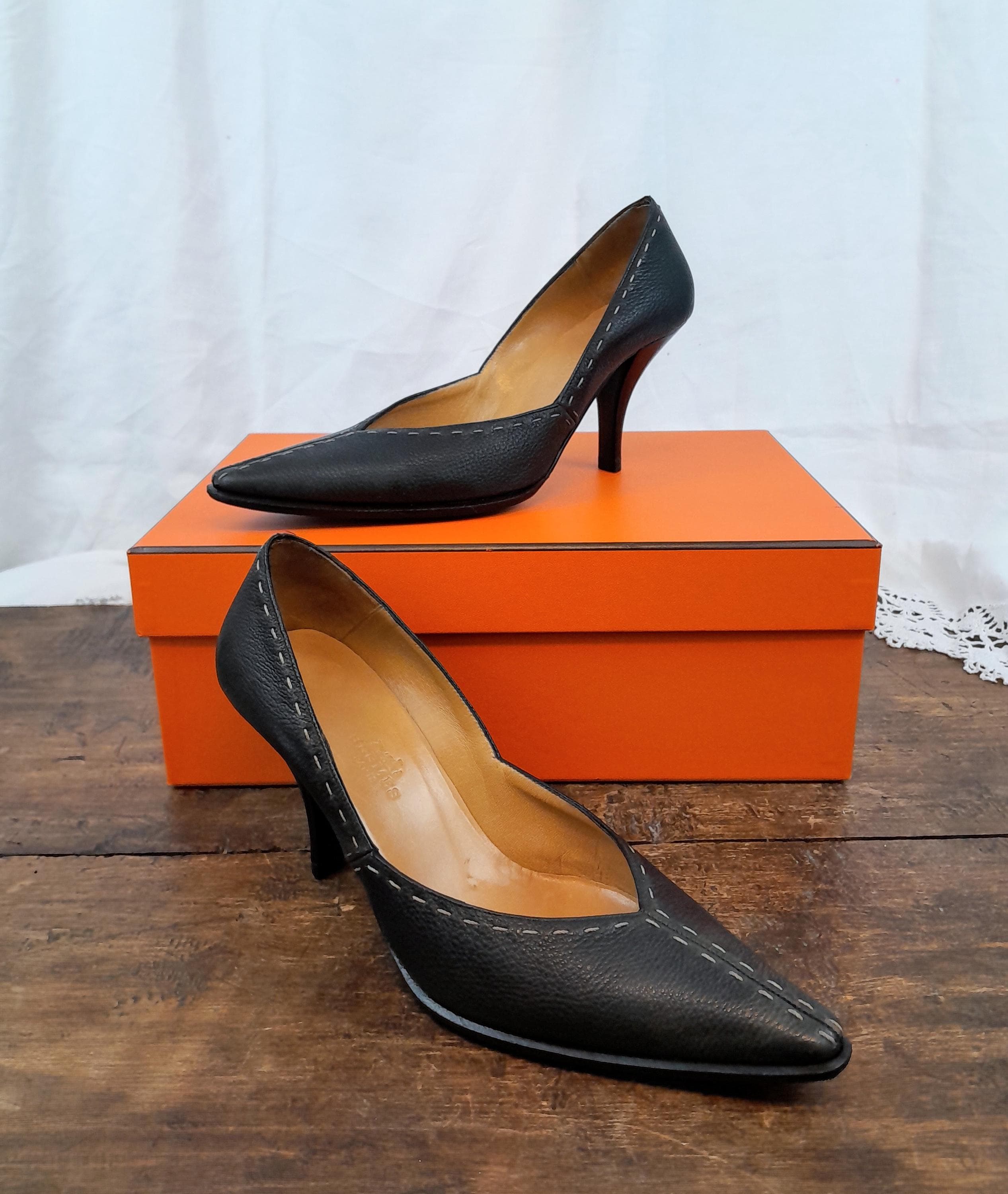 Escarpins MANFIELD En Cuir Noir, Talons Petits (kitten Heel), Taille 36.5/37 - Occasion Très Bon état
