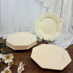 6 Apt earthenware plates