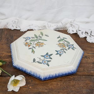 Longwy trivet