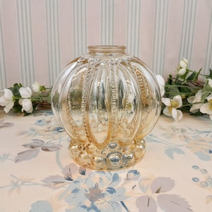Globe for light fixture