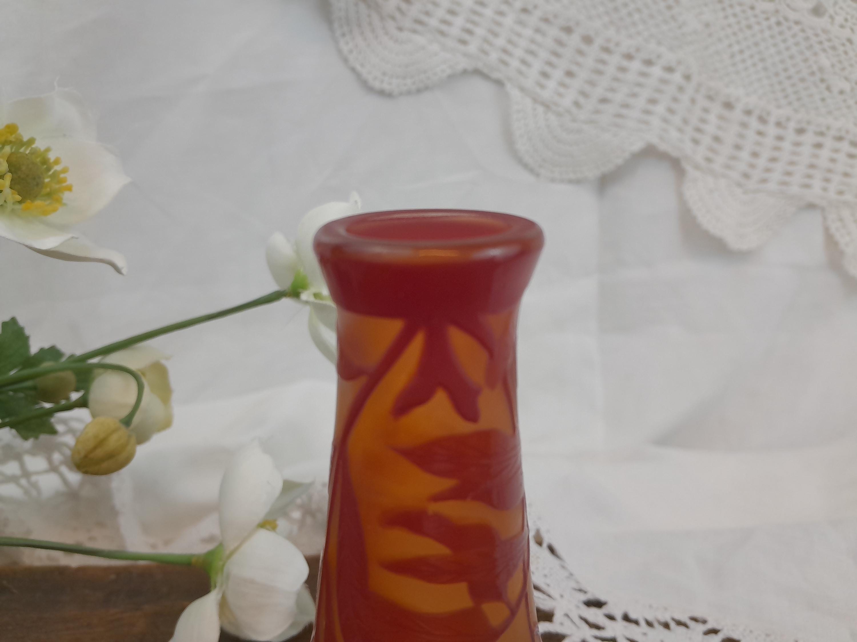 エミール・ガレ作の小さなオレンジの花瓶 - Etsy 日本