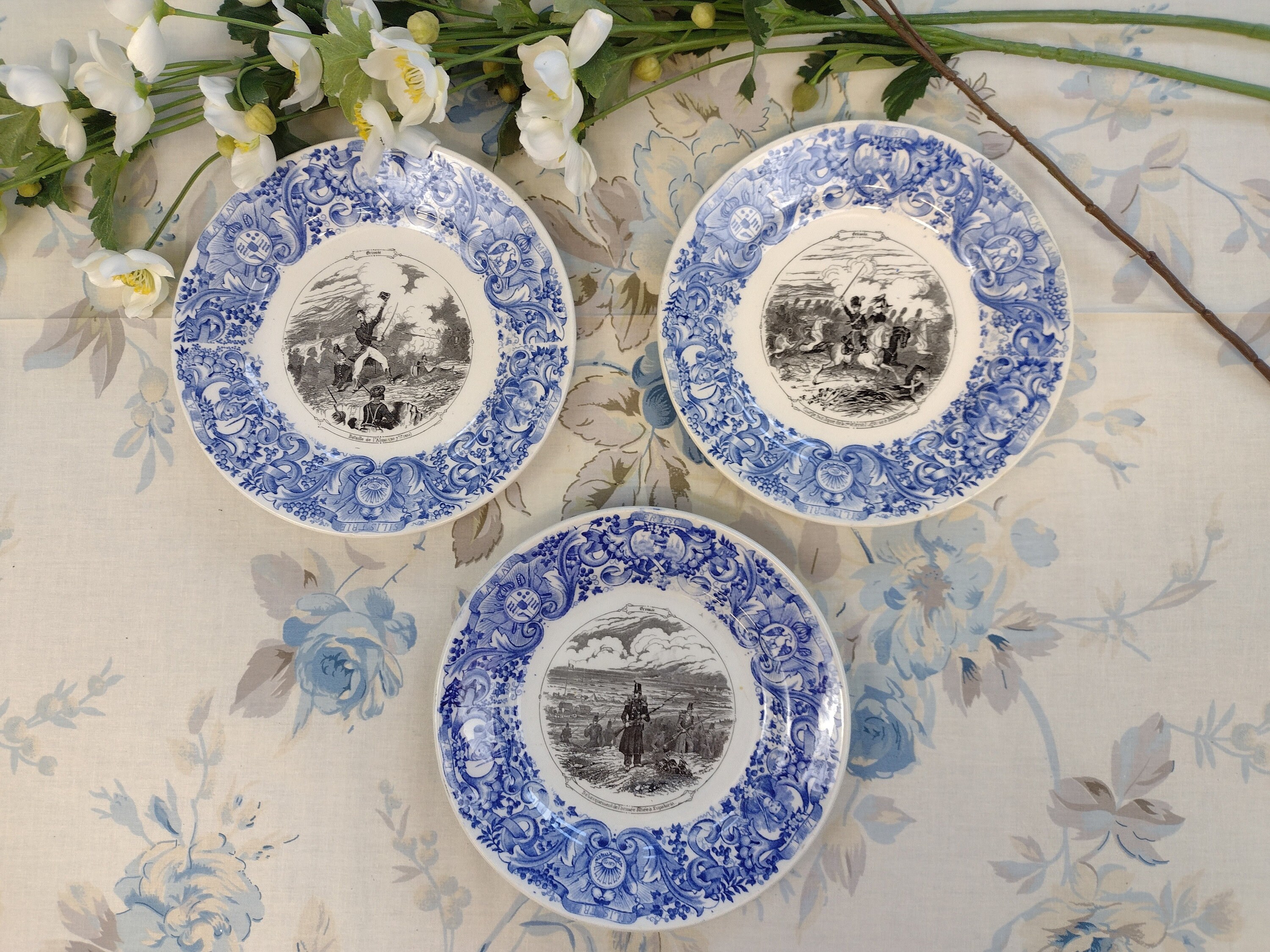 Lot de 3 Assiettes Victoires Napoléonniennes Fin Xixeme Sarreguemines