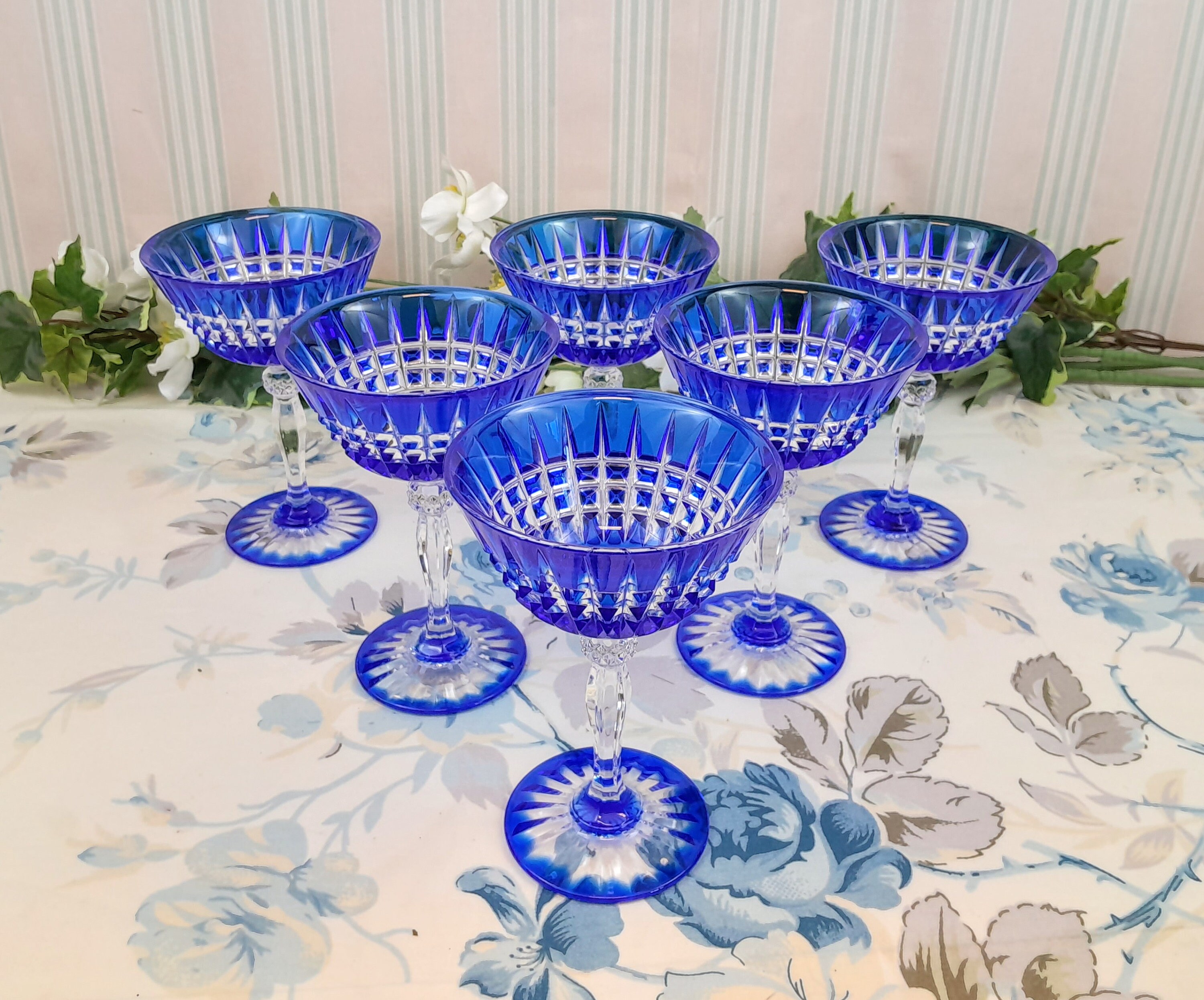 6 Pavane Champagne Glasses in Arques Crystal