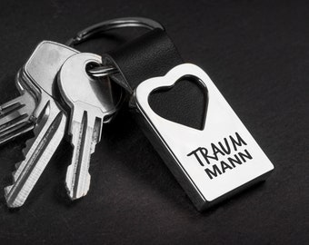 Traummann Schlüsselanhänger Leder mit Herz, Partner Geschenk Anhänger für Freundin, Ehefrau und Lieblingsmensch, mit Gravur