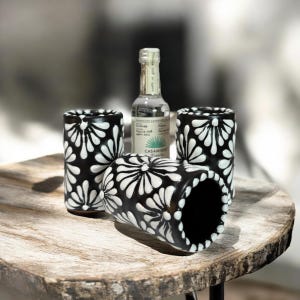 Zwart-wit Mexicaans handgemaakt borrelglas, tequila caballito, trouwbedankjes, feestcadeaus, verjaardagscadeau, (1 stuk)