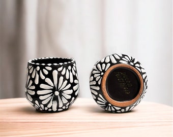 Black and white Mint Talavera Pottery Tumbler Whisky Glass, Pottery Tumbler, Double Old-Fashioned, Black Drinking Glasses, Drinkware & Bar