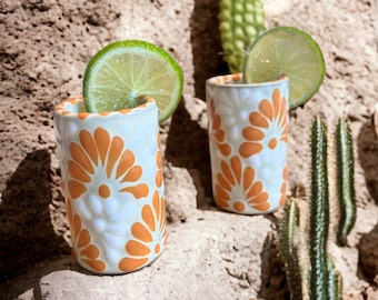 Orange Talavera-shotglas – Handgjord mexikansk keramikgåva för bröllop och fester