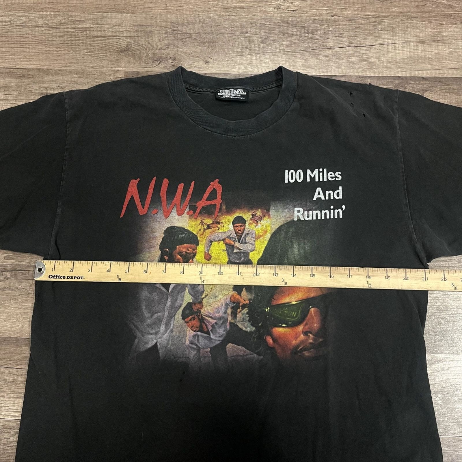 T-shirt Vintage NWA 100 Miles N Runnin' - Taille XL, Noir, Années 90 - Très Bon état, Petits Trous