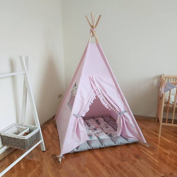 Pink teepee tent for girl, Playhouse with pompons, Teepee with ruffle, Minicamp tent for kids, Princess playtent with pompons