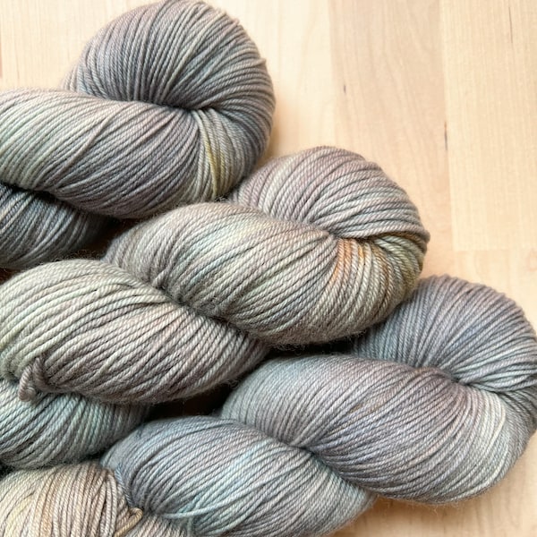 DYED TO ORDER Sagebrush Yarn | Hand-dyed Olive Sage Neutral Earth tone Yarn Superwash Merino Wool