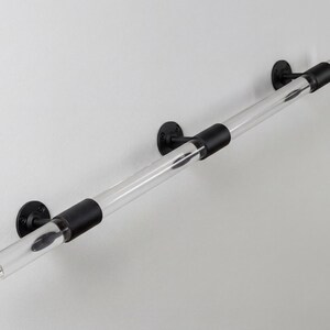 Moderne Lucite-Handlauf | Acryl-Geländer nach Maß | Zeitgemäße Treppenstange | Handgefertigt im UK