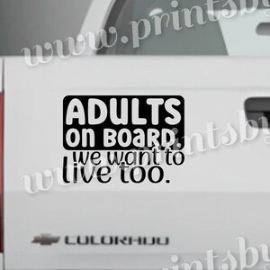 SUPERSTICKI Autoaufkleber „Adults On Board“ – Ca. 15 Cm, UV-beständig, Waschstraßenfest | Für Auto, Fenster, Tuning