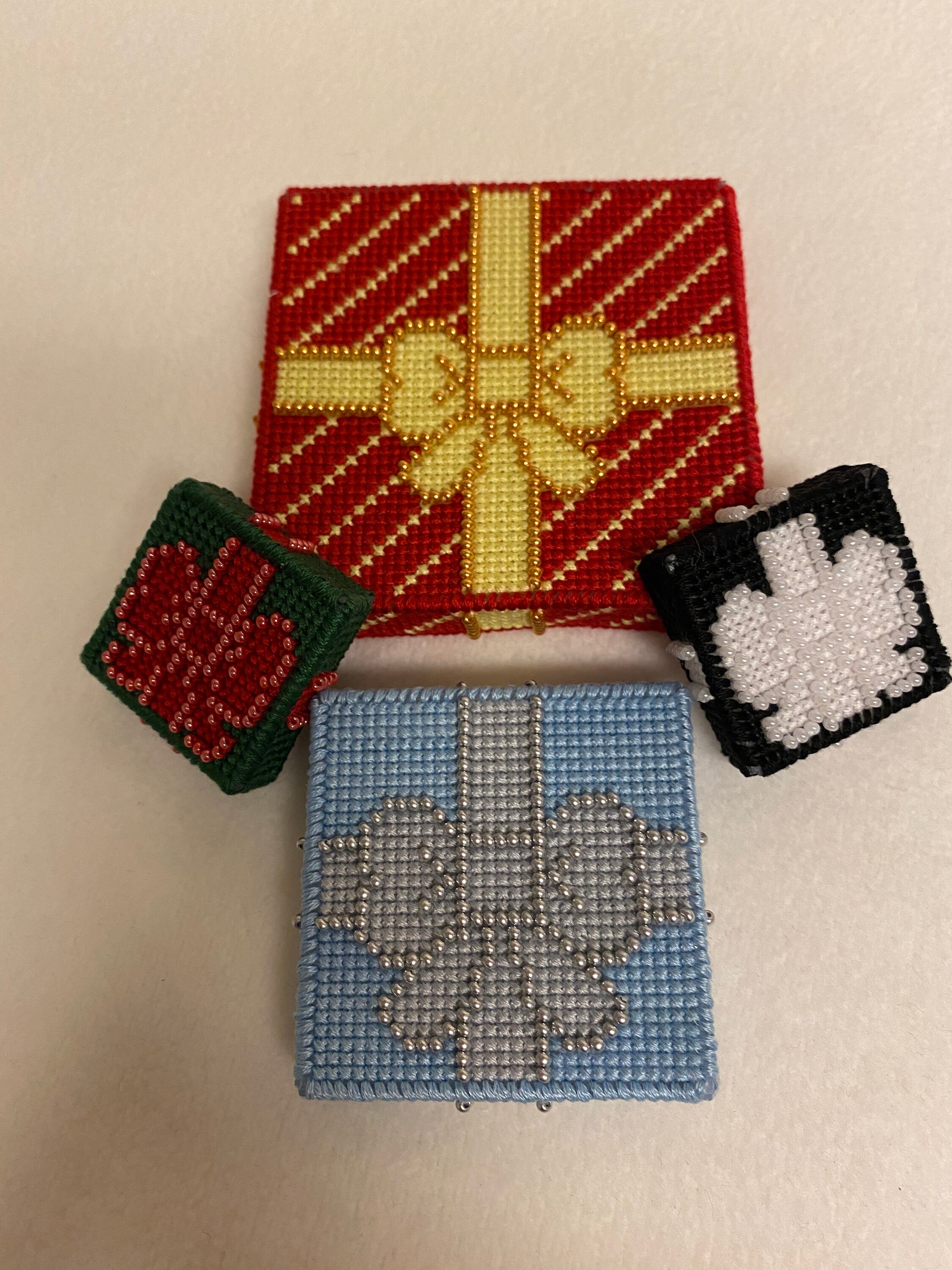 3D Beaded Gift Box Cross Stitch Pattern | Etsy