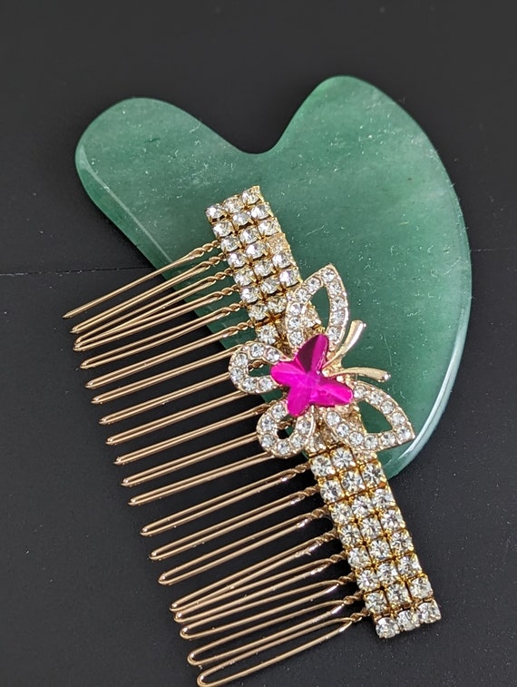 Betsey Johnson Gold Butterfly Hair Comb with Pink Accent Betsey Johnson - Butterfly Hair Comb | Story + Rain main image 4