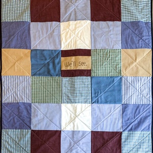 Custom Memory Quilt l T-Shirt Quilt l Keepsake Quilt l T-Shirt Blanket l Personalized Quilt l Sport T-Shirt Quilt