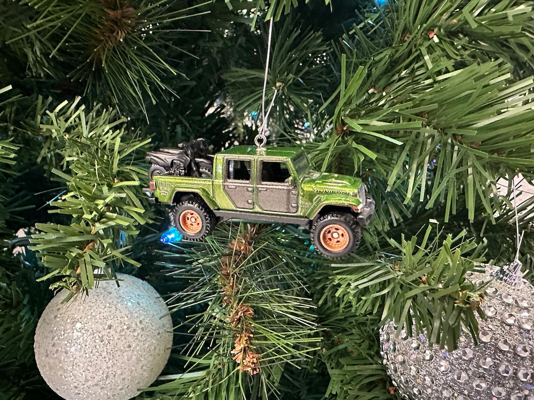 Jeep Gladiator Christmas Tree Holiday Ornament Etsy
