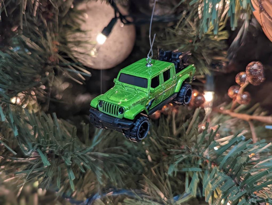 Jeep Gladiator Christmas Tree Holiday Ornament 328 Etsy
