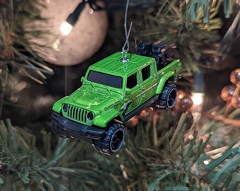 Jeep Gladiator Christmas Tree Holiday Ornament (328)