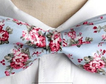 Blue Floral Bow Tie, Blue Bow Tie, Boys Bowtie, Men's Bowtie, Spring Bow Tie, Wedding Bow Tie, Blue Bowtie