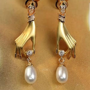 Gold Hand Shaped Dangle Earrings with Pearl Drop, Elegant Surrealist Jewelry for Women, Artistic Vintage Style Statement Earrings Gift