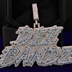 Pingente de moissanita Baguettes - Joias de hip hop com nome personalizado, presente exclusivo para ele ou ela, bling personalizável