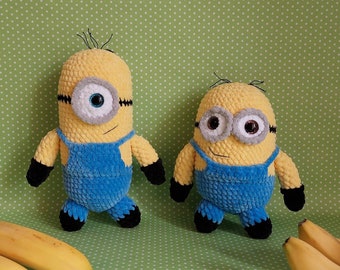 Crochet Minion toy | Knitted plush Minion | Dave and Stuart the Minions | Stuffed cartoon heroes | Despicable me minion toys | Christmas gif