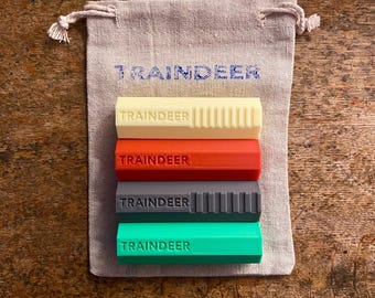 4 x Traindeer 3D-geprinte shakers/percussie-instrumenten.