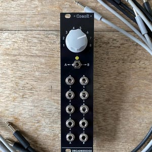 CoeoR eurorack passive 8 to 2 switch