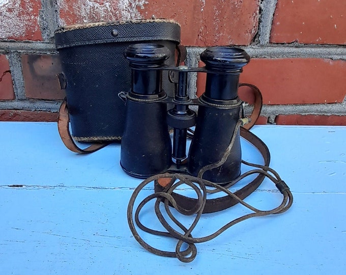 Antique opera glasses from the 19th century, Victorian era, English make, Sold by M. L. Borchgrevink in Kristiania, collectible