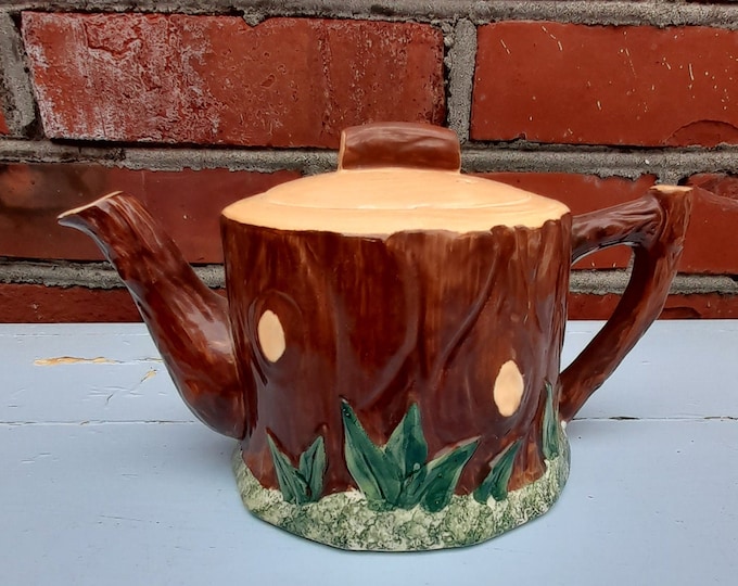 Old Staffordshire tea pot, Great decor, Hand painted English tableware.