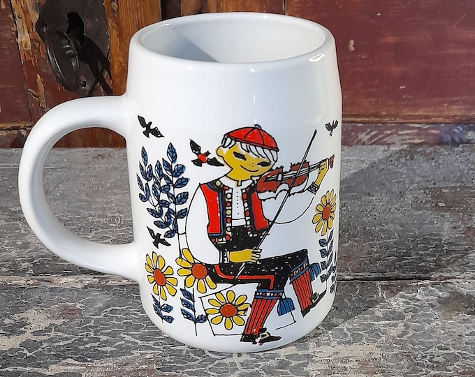 Norwegian coffe cup from figgjo, Hand painted silkscreen, Mid-Century, Vintage coffe cup, 1960s