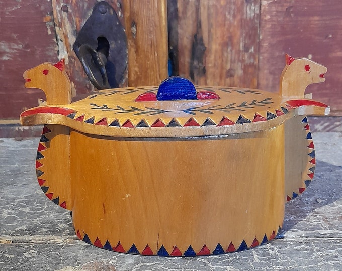 Stunning antique tine box, rustic antique, Bent wood, Norwegian folk-art, rustic and primitive, handmade in Norway,NOrwegian design